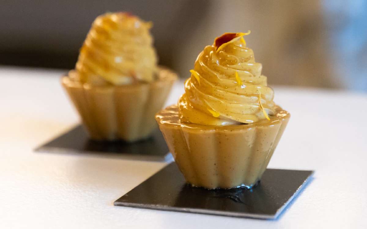Pâtisserie « Fleur de miel » d’Hugo Spiesser-Ferrette Grand prix de la pâtisserie 2022