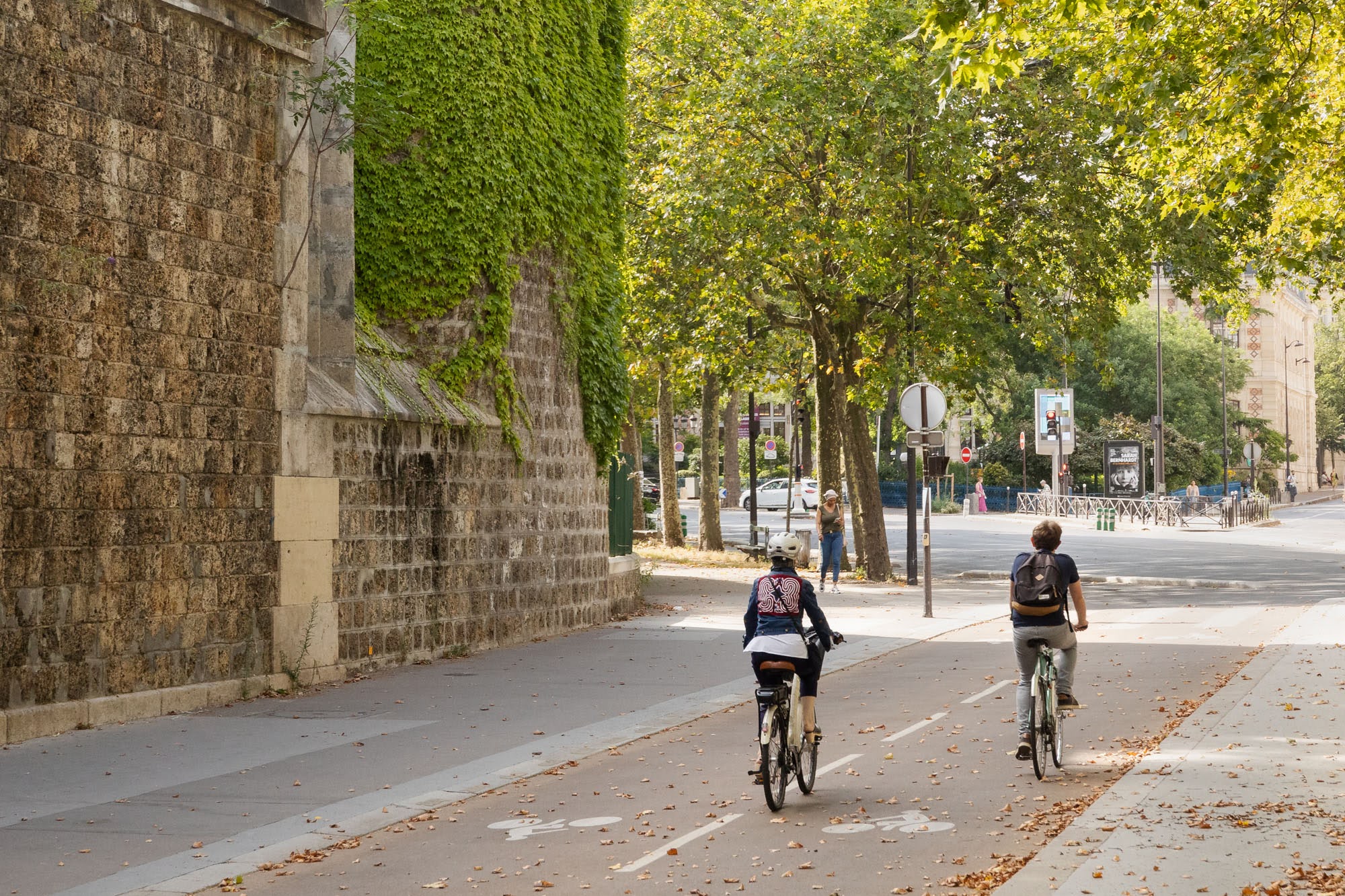 Piste cyclable rue de Charenton, portion entre la rue de Montgallet et l’Avenue Daumesnil (12e)  
