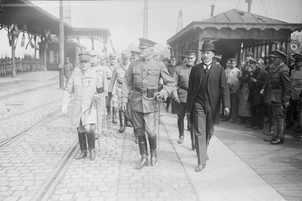 Arrivée du général Pershing à Boulogne, en 1917