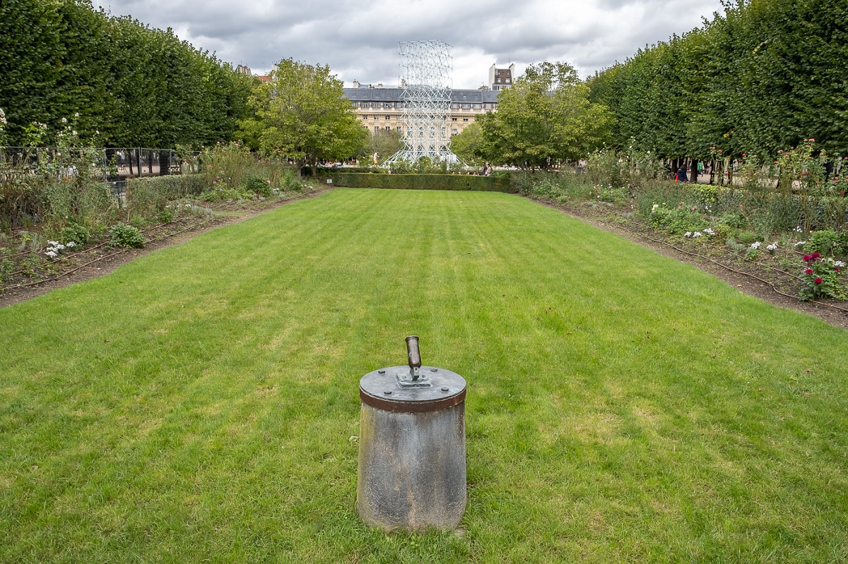 Le canon du jardin du Palais Royal, à l'origine de l'expression "midi pétante"