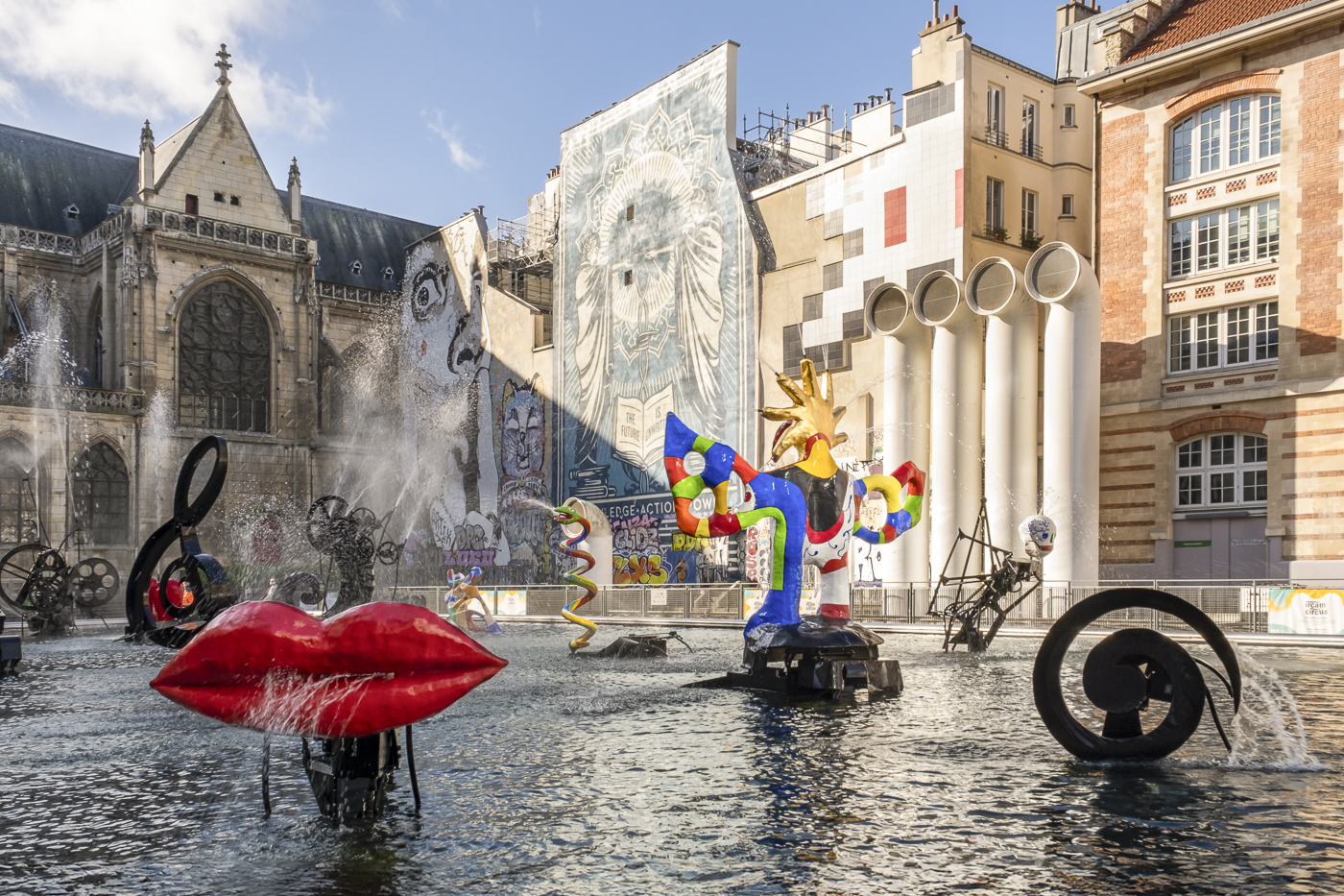 Les 16 sculptures de la fontaine Stravinsky - Ville de Paris