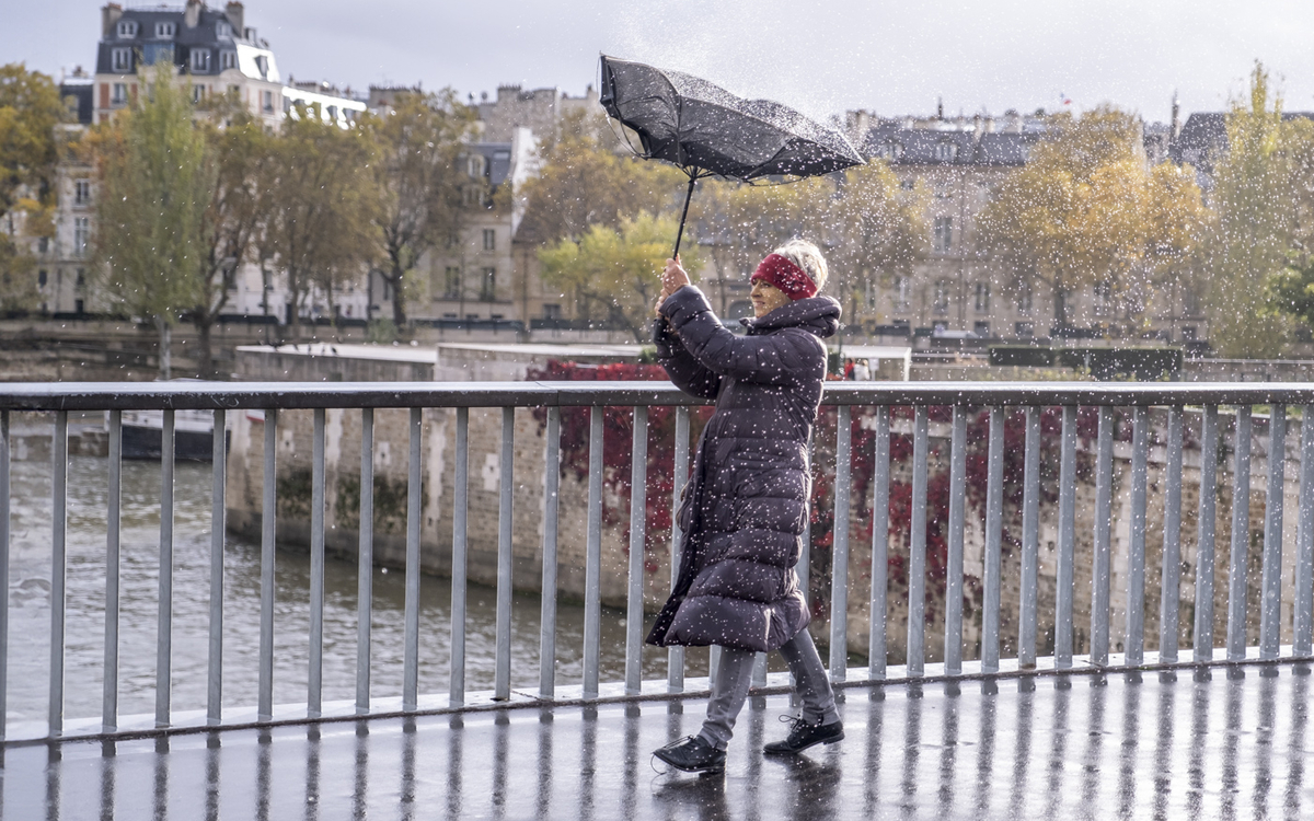 Paris sous la Pluie.