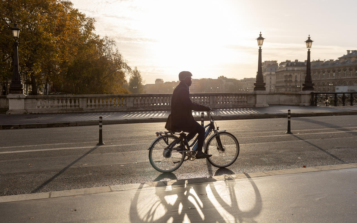 Pont Notre Dame, piste cyclable