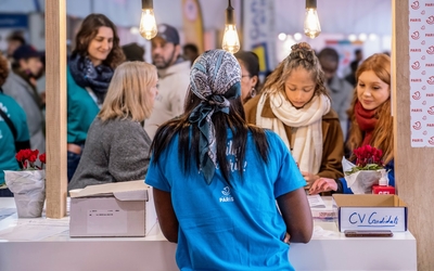 Forum pour l'emploi, place de la Concorde (8e).