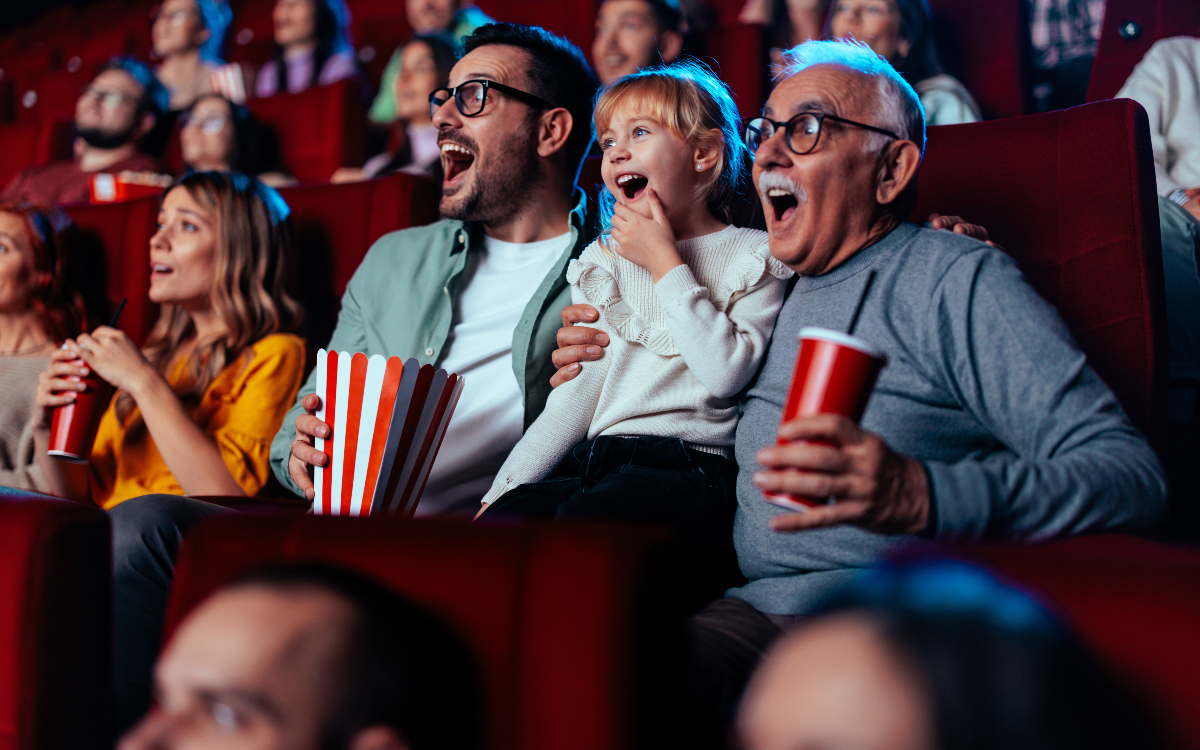 Spectateurs lors d'un spectacle.