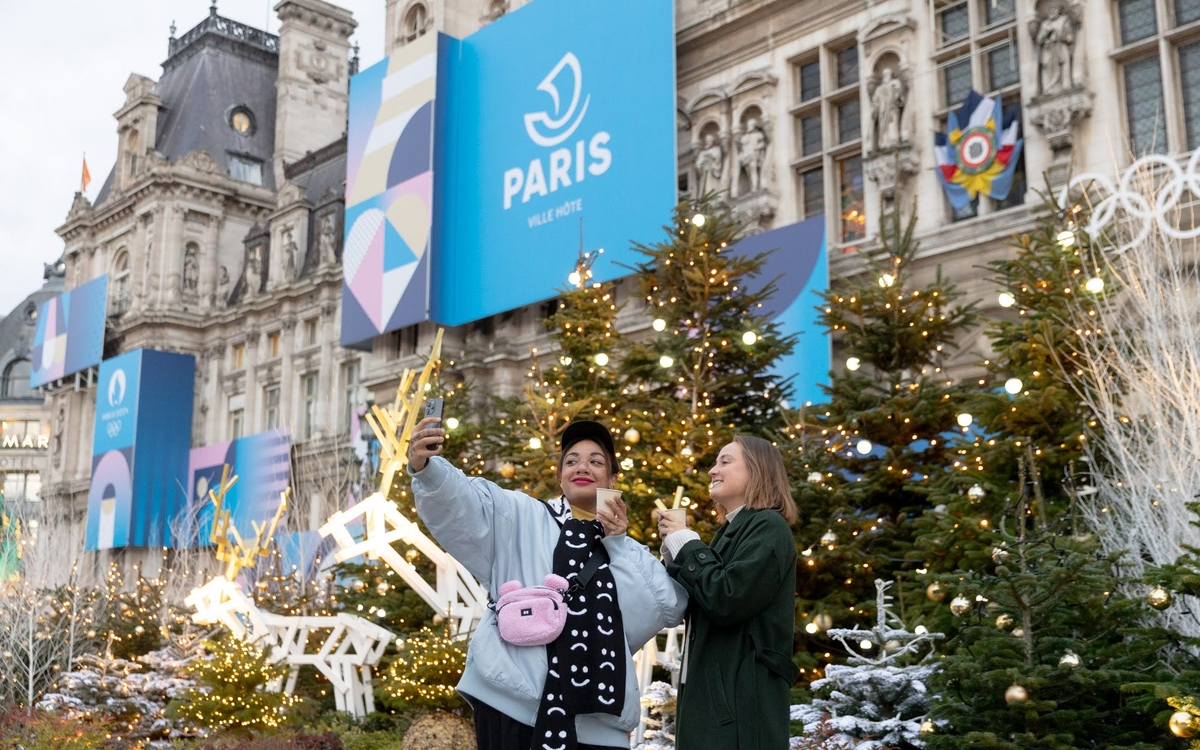 Cinq raisons d'aller au Village de Noël de l'Hôtel de - Ville de Paris