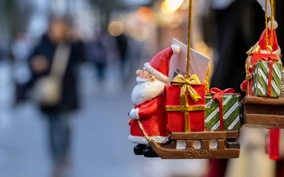 Décoration de Noel dans les rues de Paris. 