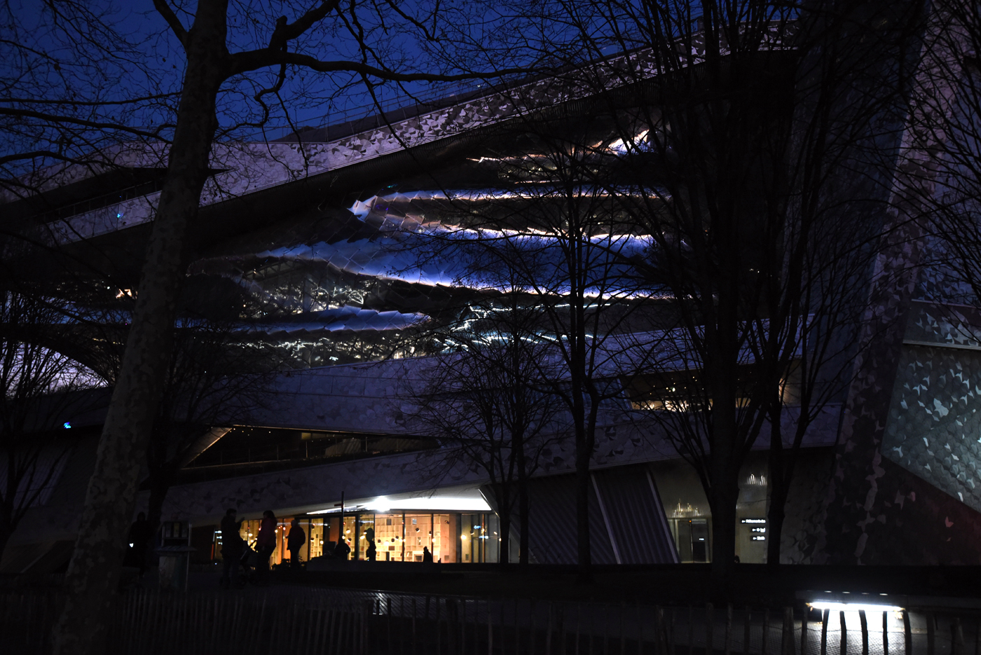 La Philharmonie by night. 