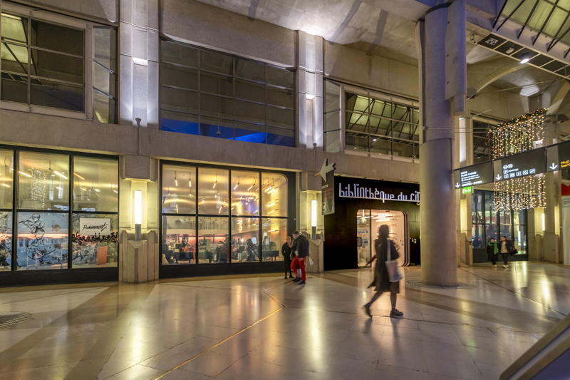 La bibliothèque du cinéma François-Truffaut,
au cœur du Forum des Halles (Paris Centre), vous propose des projections et
rencontres gratuites.