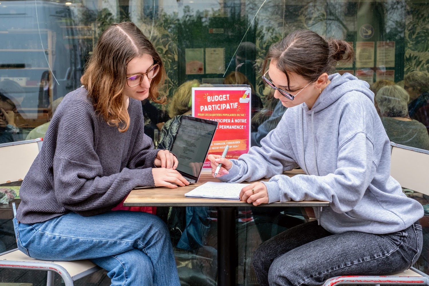 Budget participatif avec l'association Moulin à café.