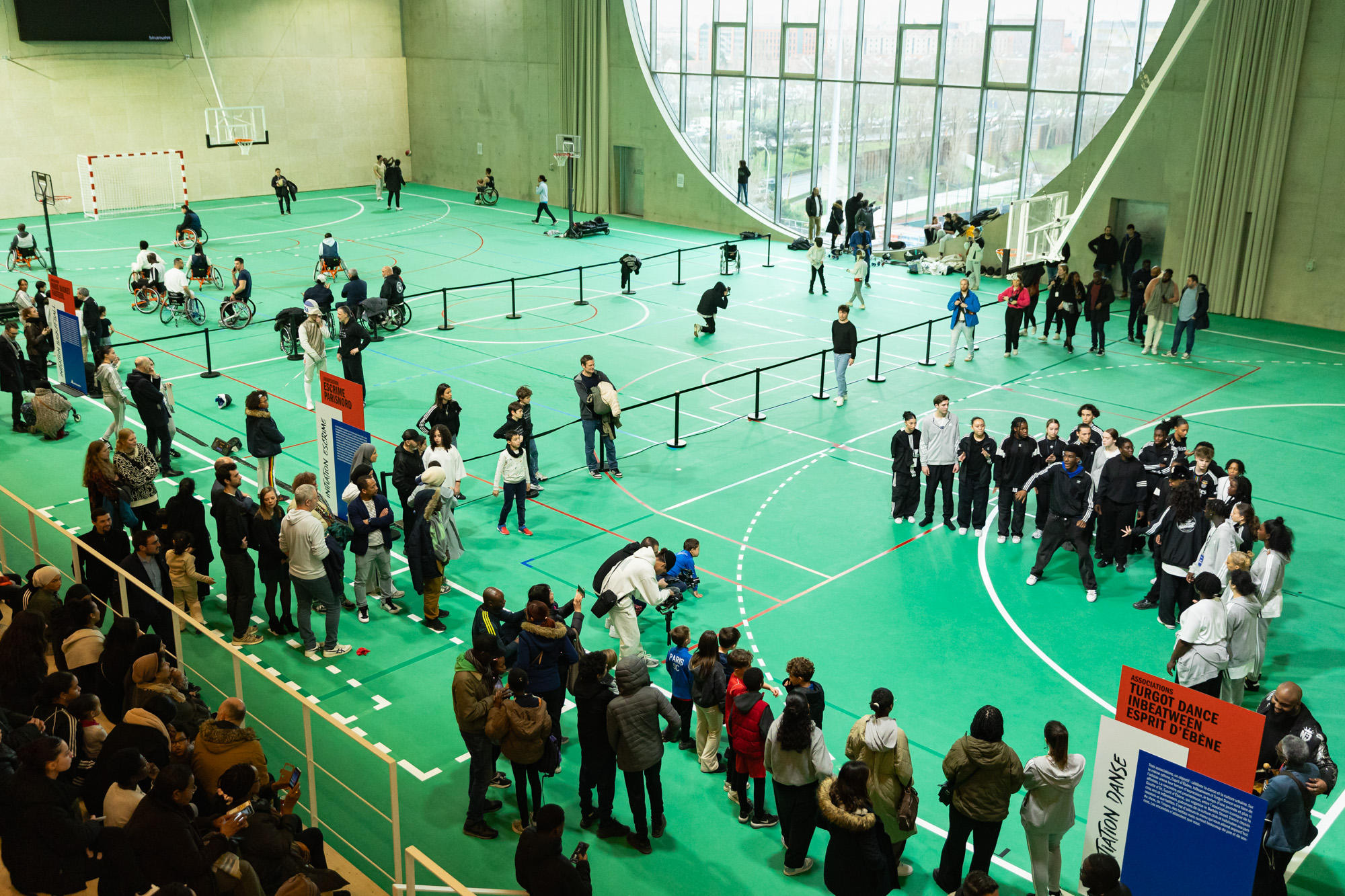 Vue gymnase - adidas arena