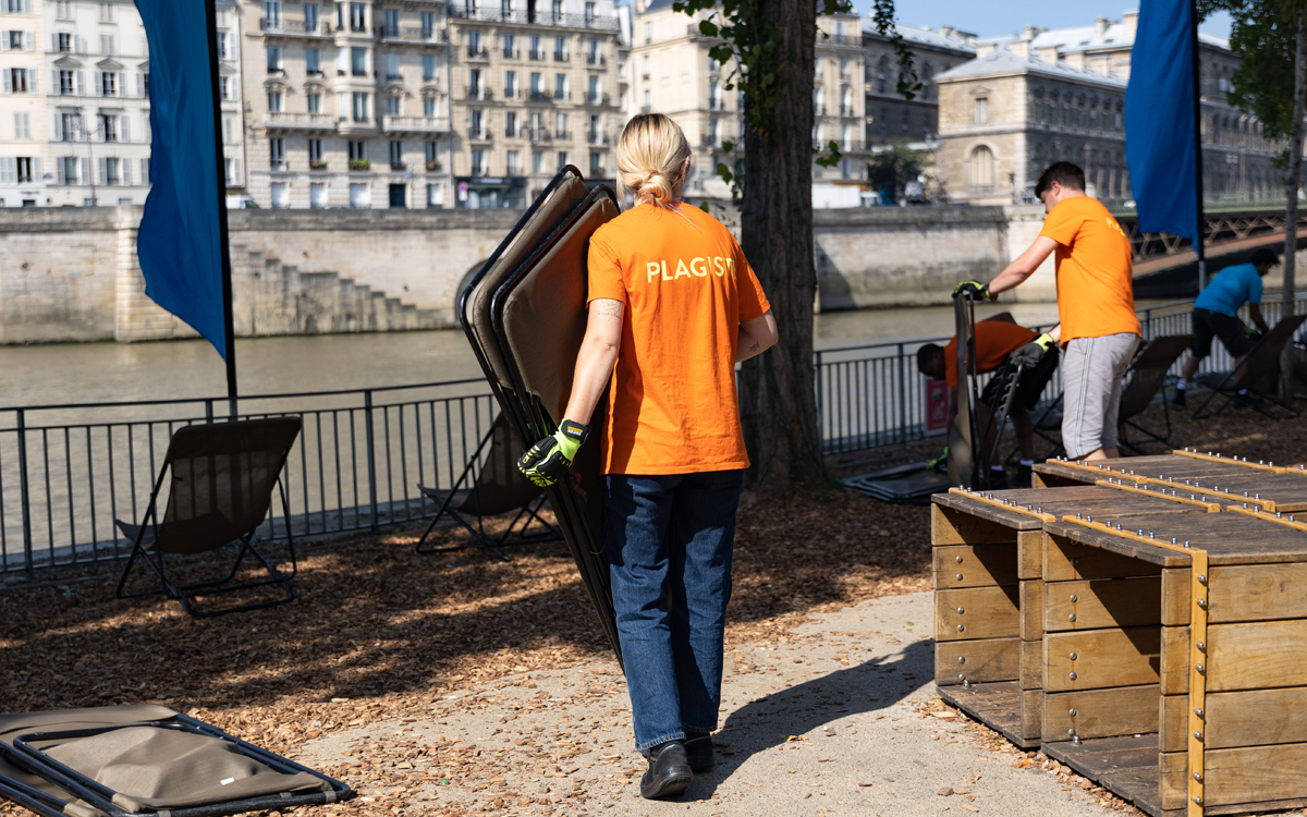 Les plagistes de Paris Plage.