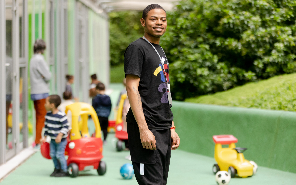 Assistant d'éducation petite enfance.