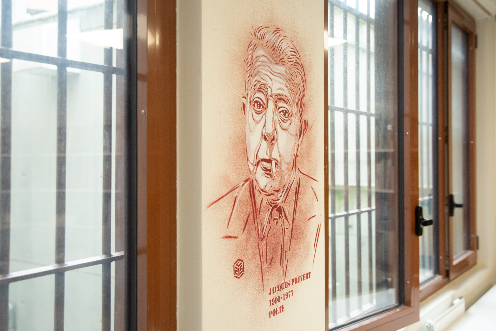 Fresque de Jacques Prévert dans la bibliothèque du PIPR de la Santé