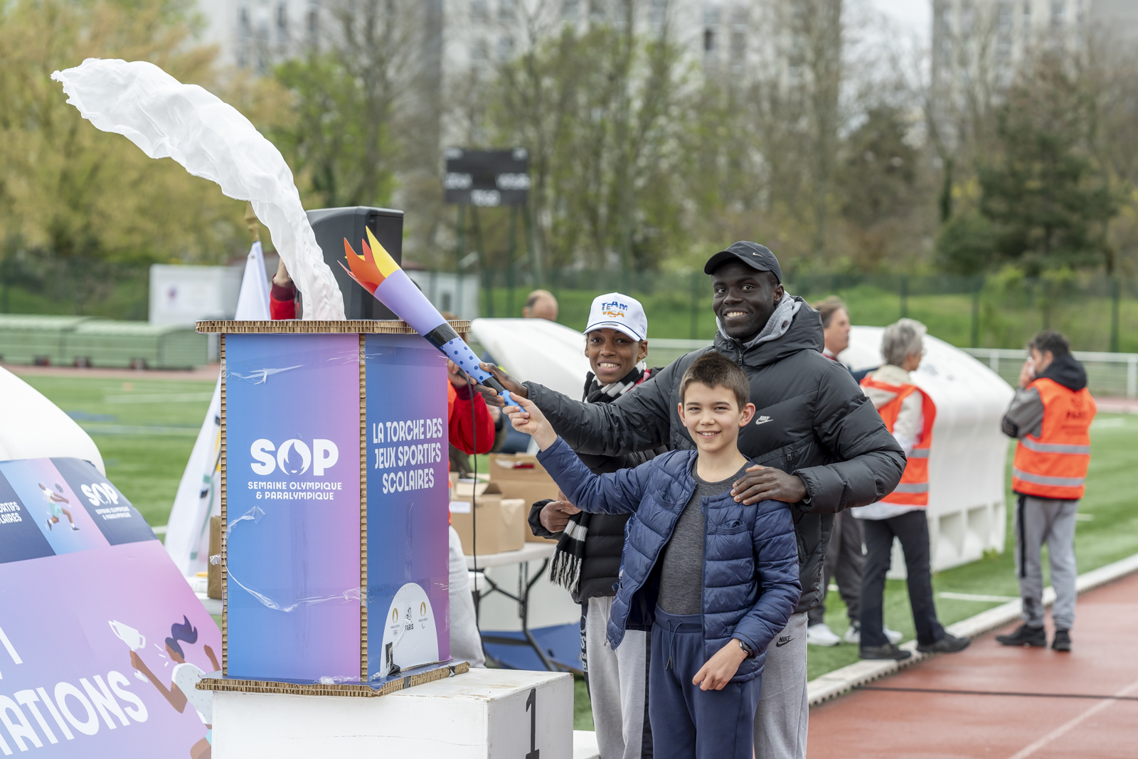Jeux sportifs scolaires au centre sportif Suzanne Lenglen 