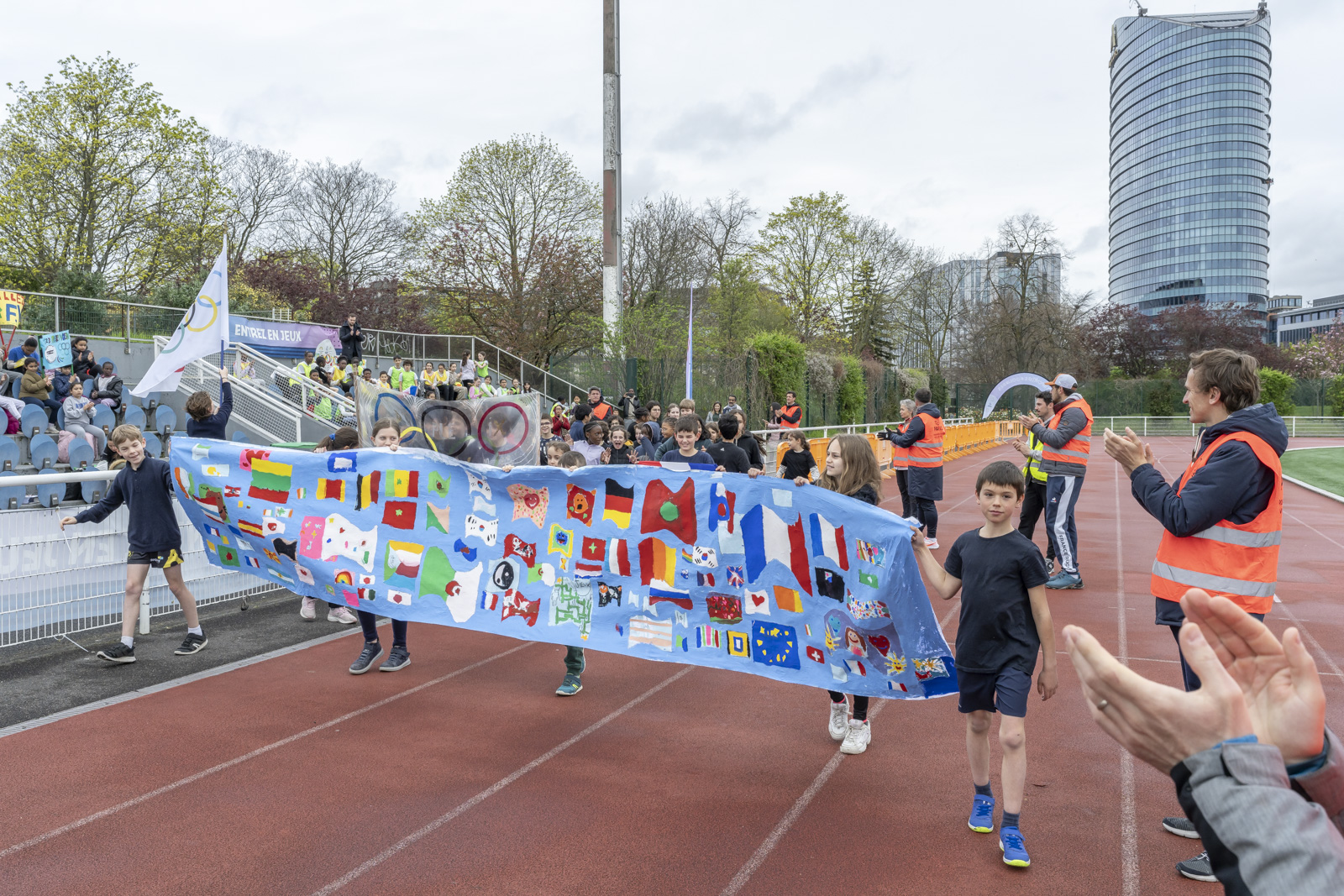 Jeux sportifs scolaires au centre sportif Suzanne Lenglen 
