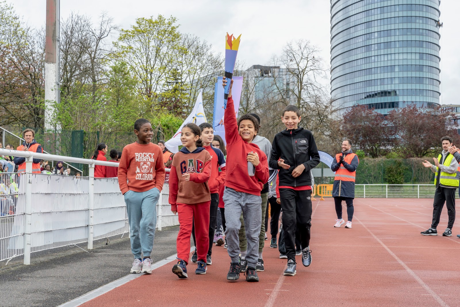 Jeux sportifs scolaires au centre sportif Suzanne Lenglen 
