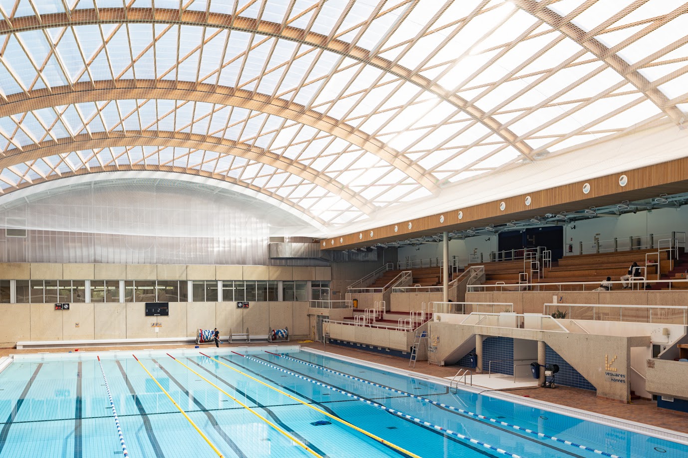 Rénovée pour les Jeux, la piscine Georges-Vallerey - Ville de Paris