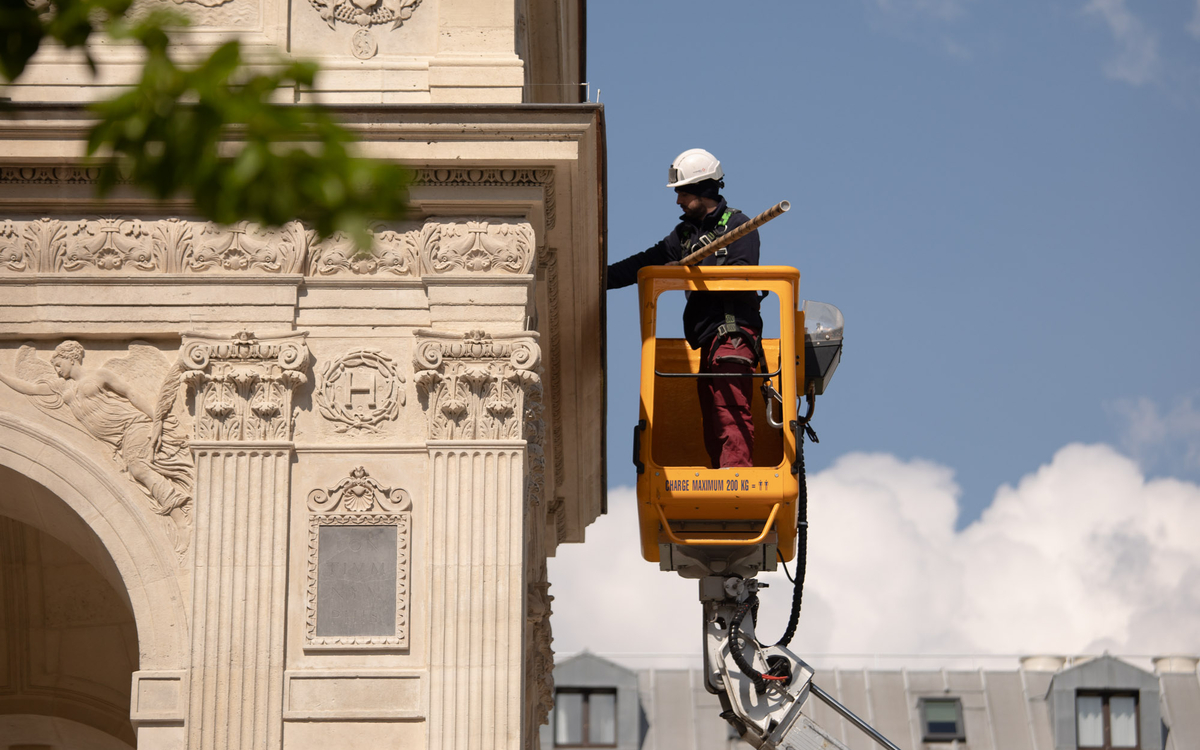 Travaux de la Fontaine des Innocents.