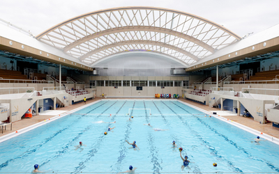 Match de water polo lors de l' inauguration de la piscine Georges Vallerey.