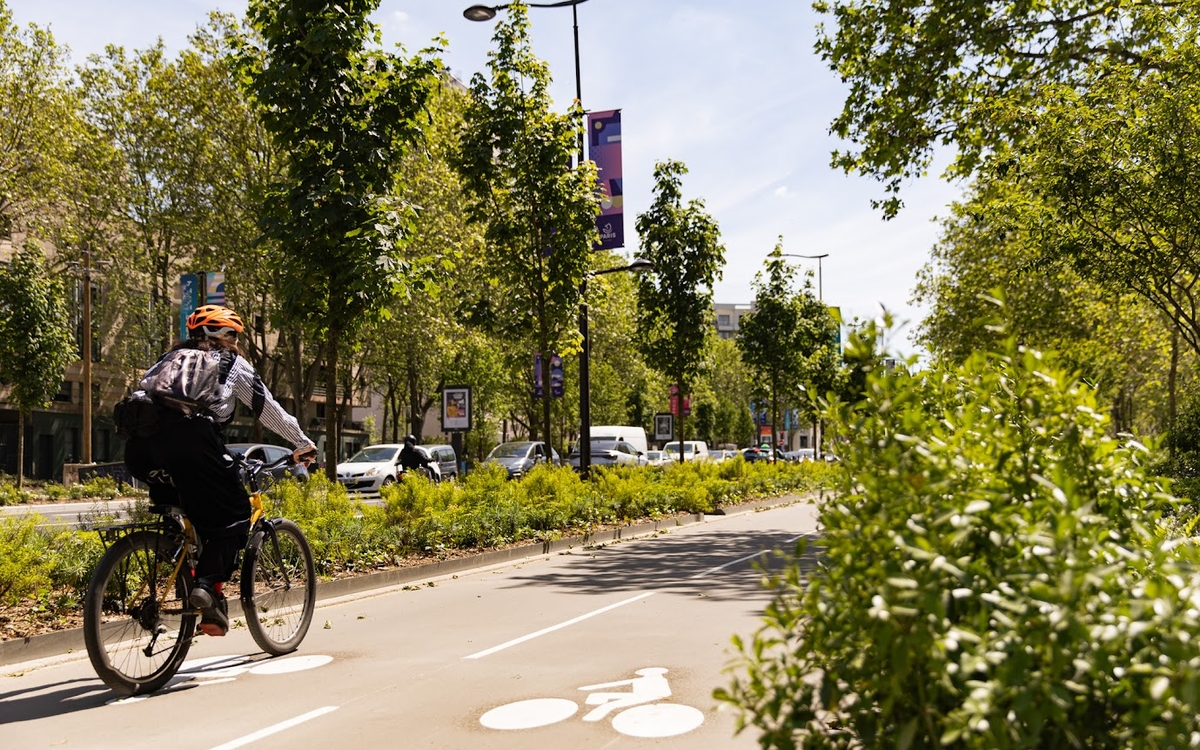 Piste cyclable rue de la Chapelle