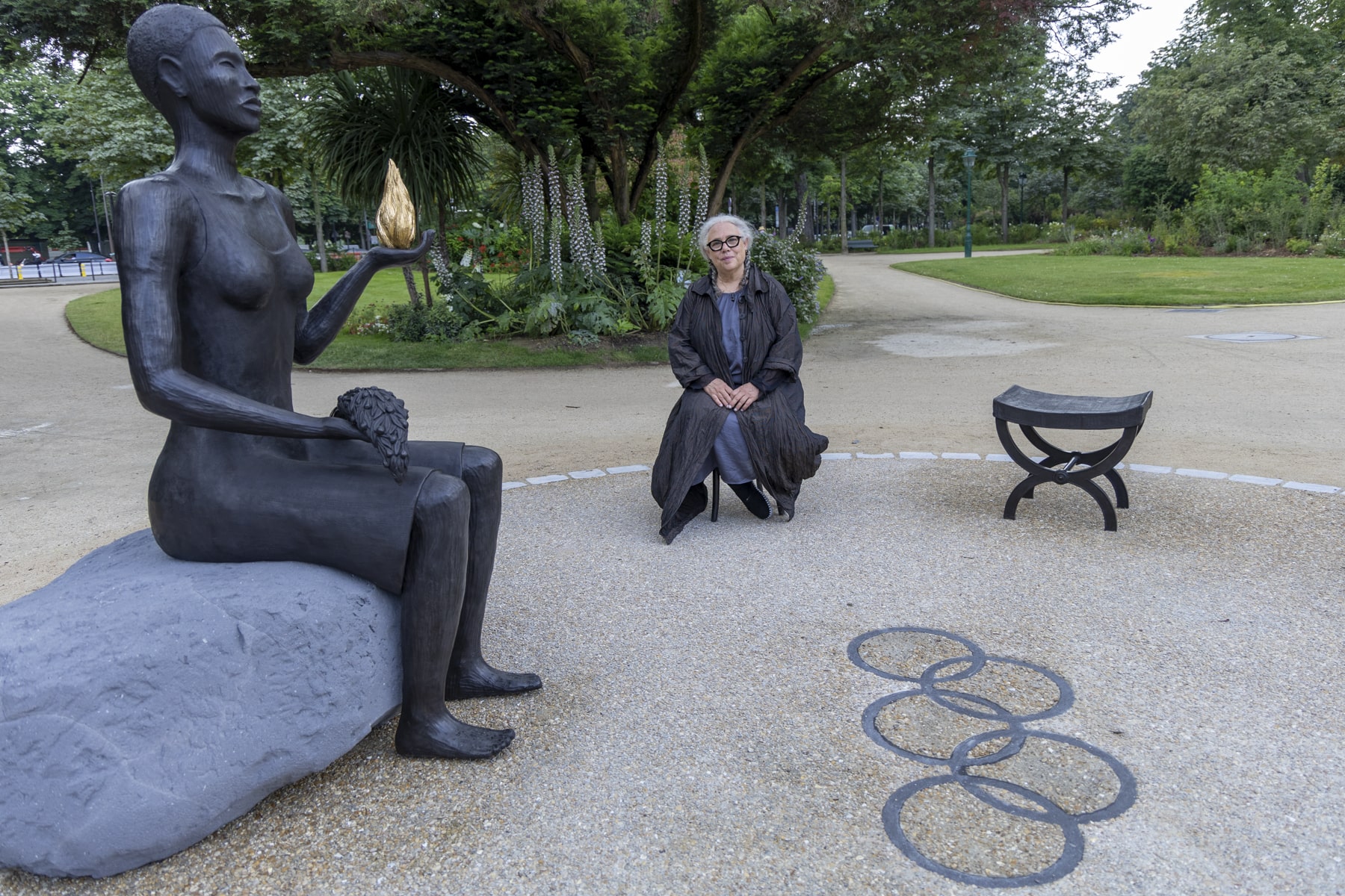 Alison Saar et la sculpture olympique vue de profil