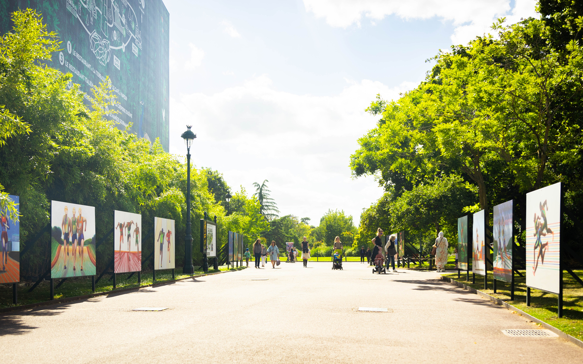 Exposition « Attraper la course » de Lorenzo Mattotti présentée au Jardin d'Acclimatation