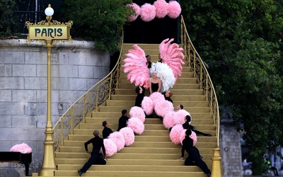 Show de Lady Gaga le long de la Seine.