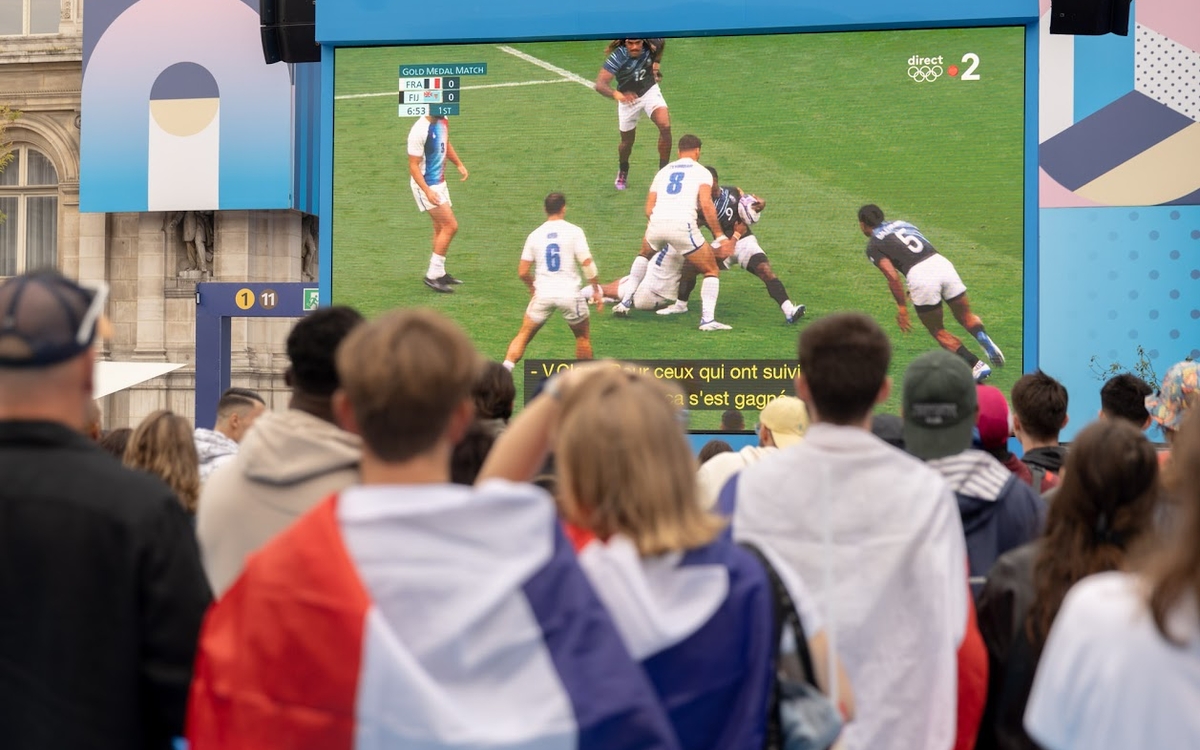 French fans in front of the 7-a-side rugby final