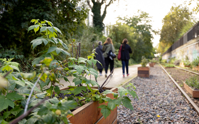 Inauguration de Parisculteurs du jardin des traverses