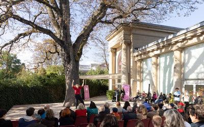 Spectacle extérieur lors du week-end d'inauguration du Théâtre de la Concorde