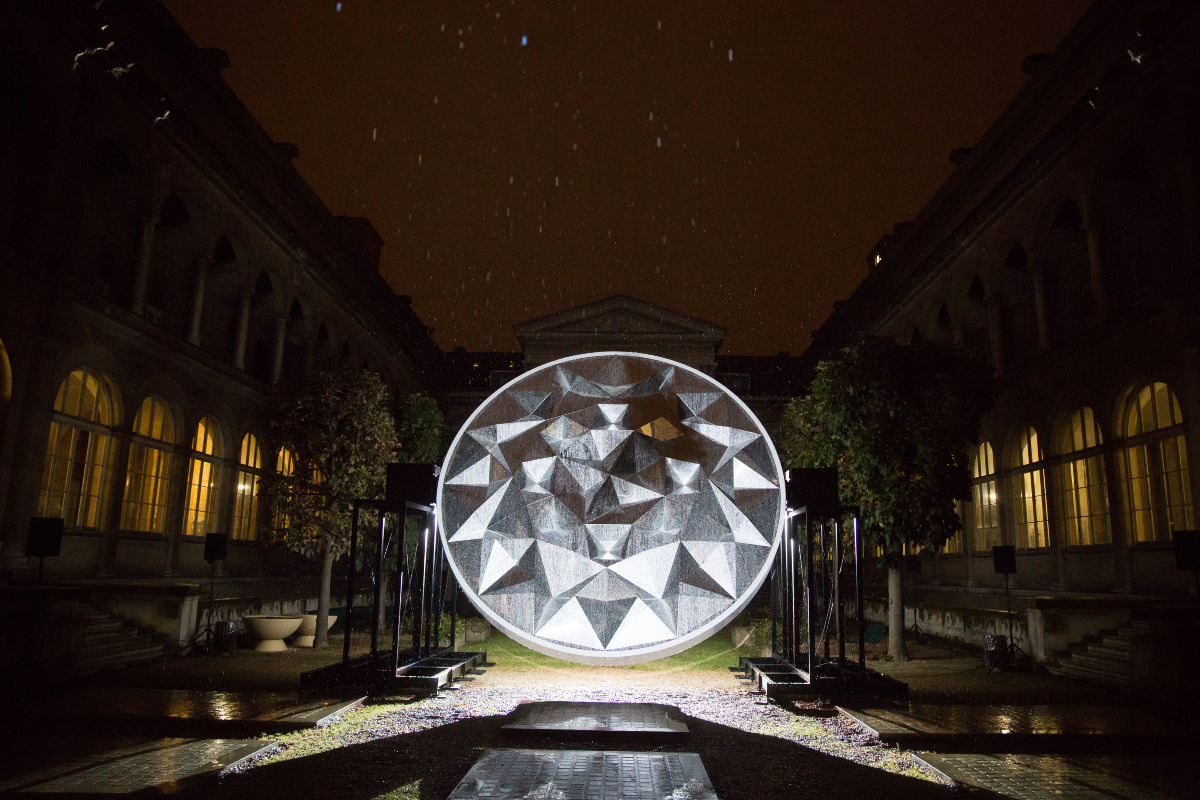 Une installation par Christian Rizzo à l’Hôtel-Dieu (4e arr.). 