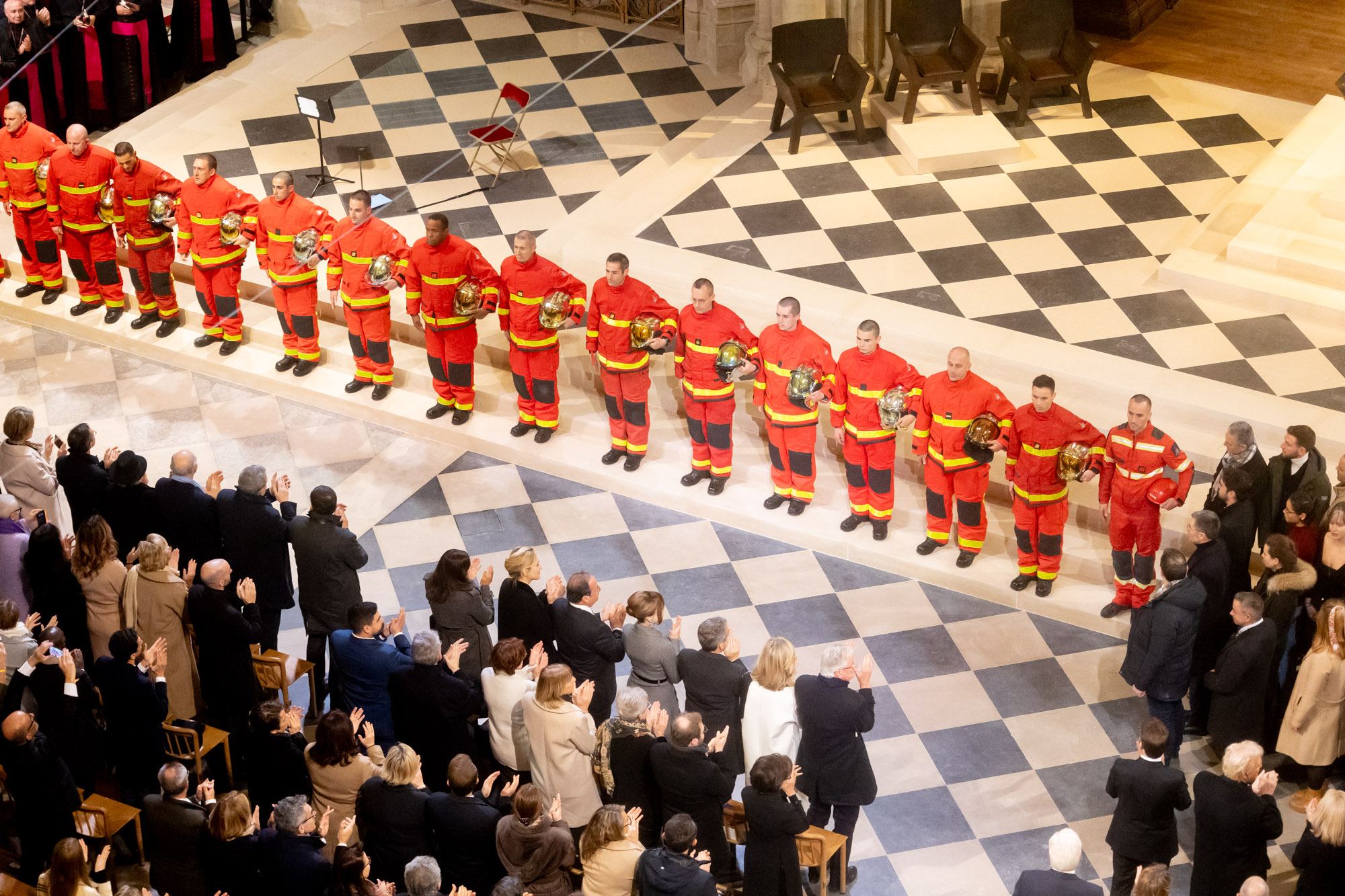 Le corps des sapeurs-pompiers de Paris  à l'honneur