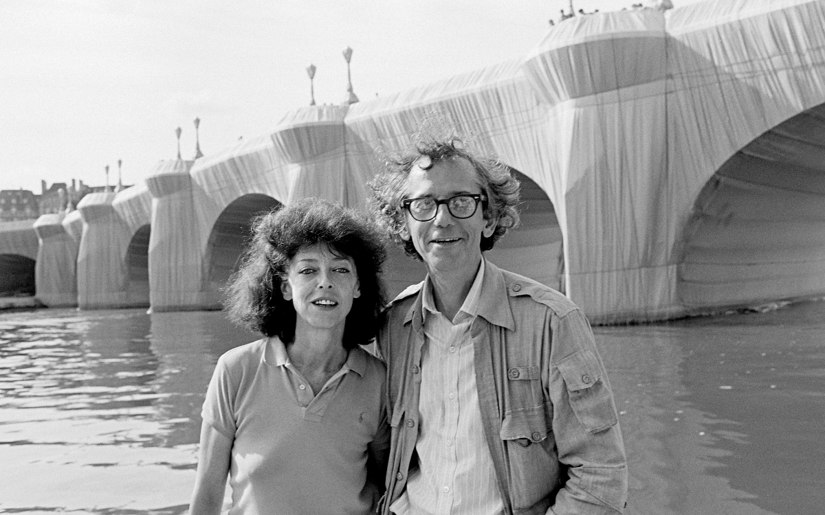 Portrait de Christo and Jeanne-Claude at The Pont Neuf Wrapped Paris, 1985
