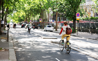 Photo de la piste cyclable rue Belgrand