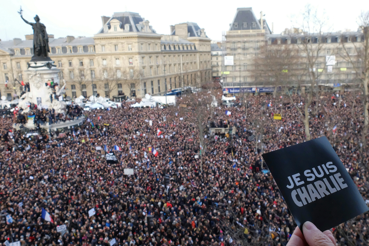 Rassemblement sur la place de la République , le 11 janvier 2015 en hommage aux victimes des attentats de Charlie Hebdo et de l'hyper cacher.