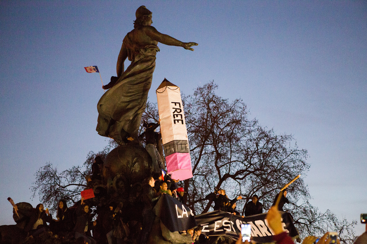 Rassemblements autour de la statue de la République du 11 janvier 2015 en hommage aux victimes des attentats de Charlie Hebdo et de l'hyper cacher.