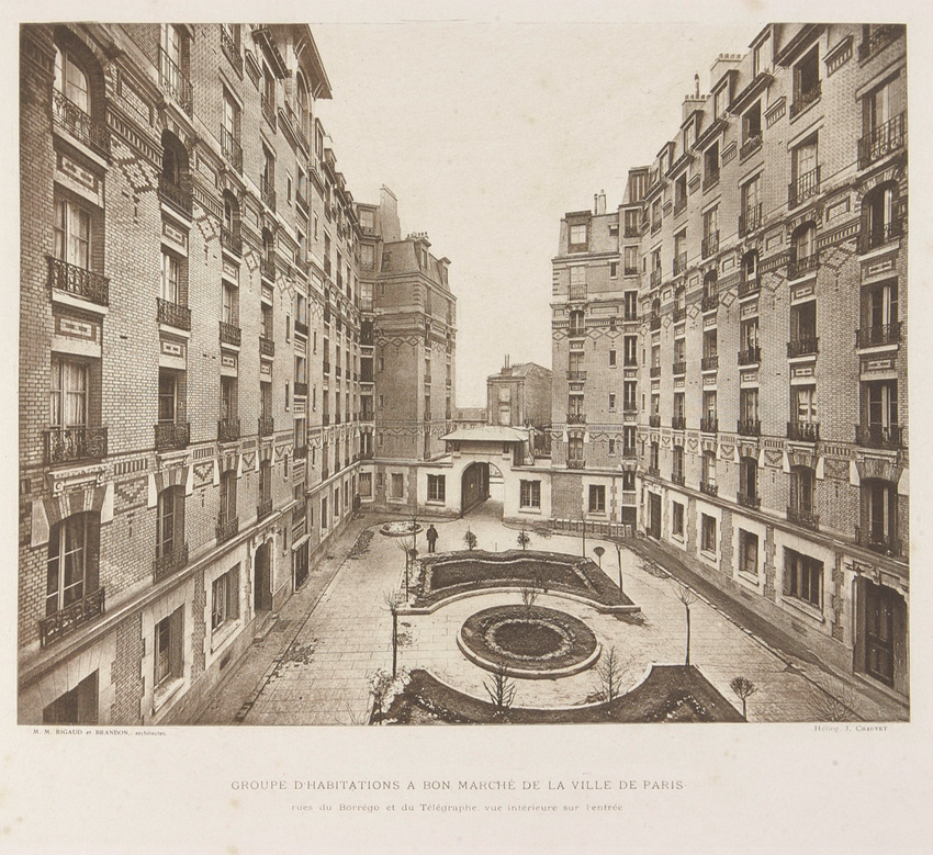 Photo de la cour intérieure de l'immeuble à l'angle des rue du Borrégo et du Télégraphe, vue début du 20e siècle