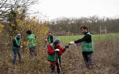 gens dans le bois de vincennes