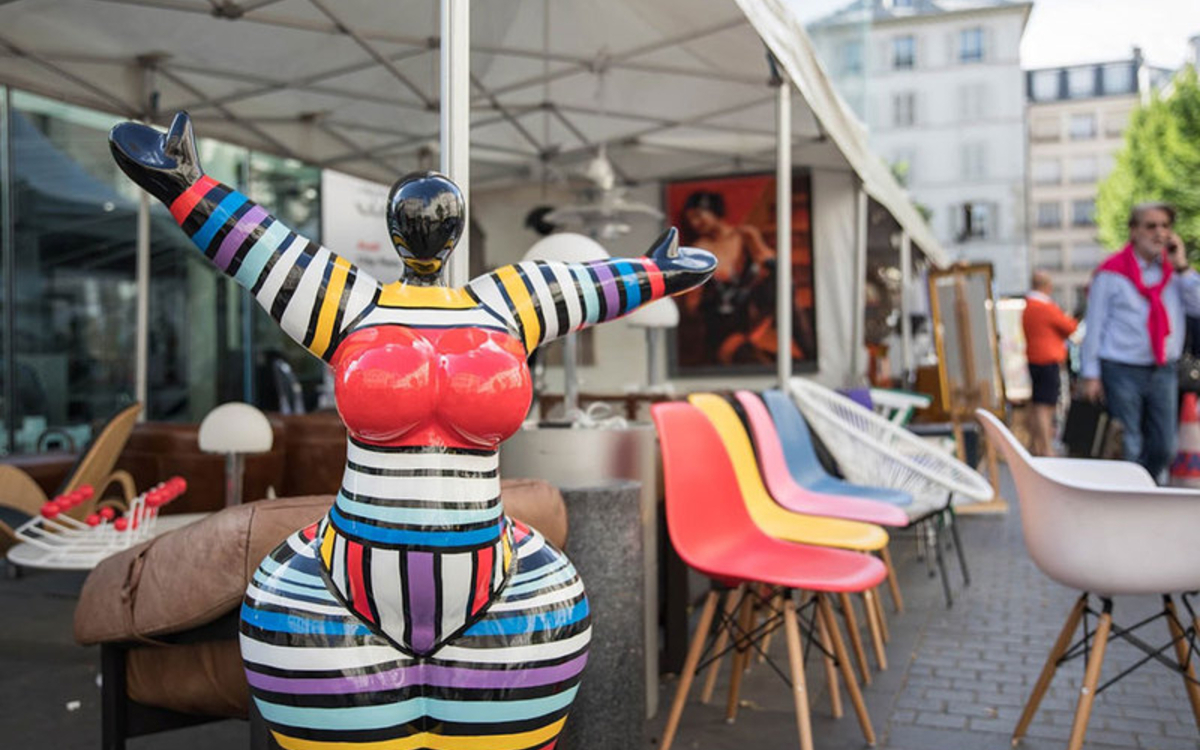 Image d'illustration de vide grenier à Paris