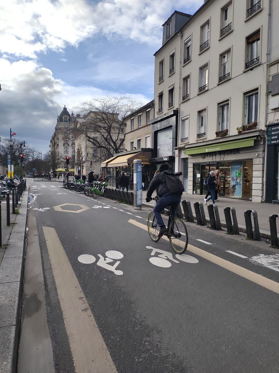 Photo de la vélorue cours de Vincennes