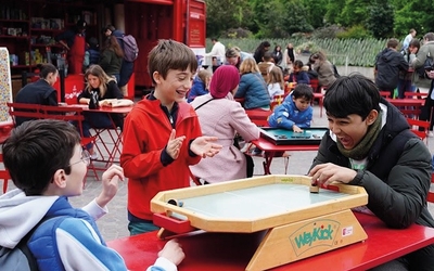 photos d'enfants entrain de s'amuser 