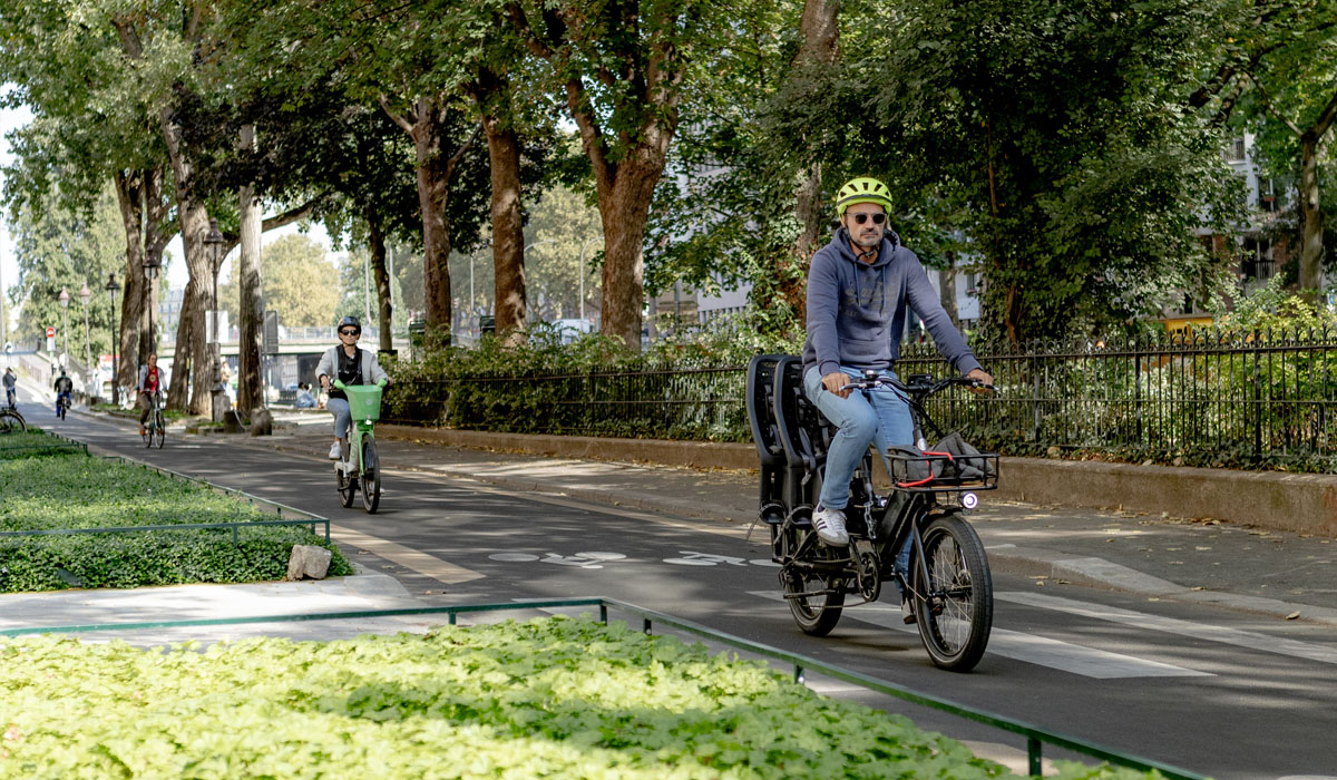 Des cyclistes