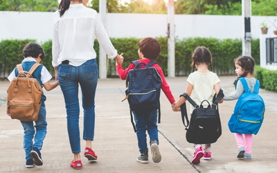 Illustration inscriptions scolaires