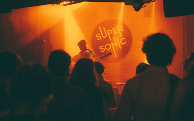 Concert de Pretty Lightning au Supersonic. 