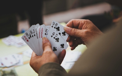 Illustration tournoi de bridge 2025