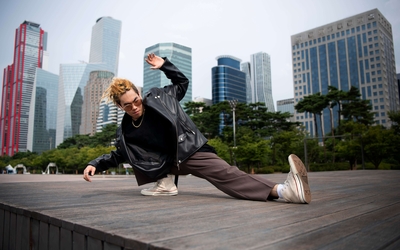 Un homme qui danse