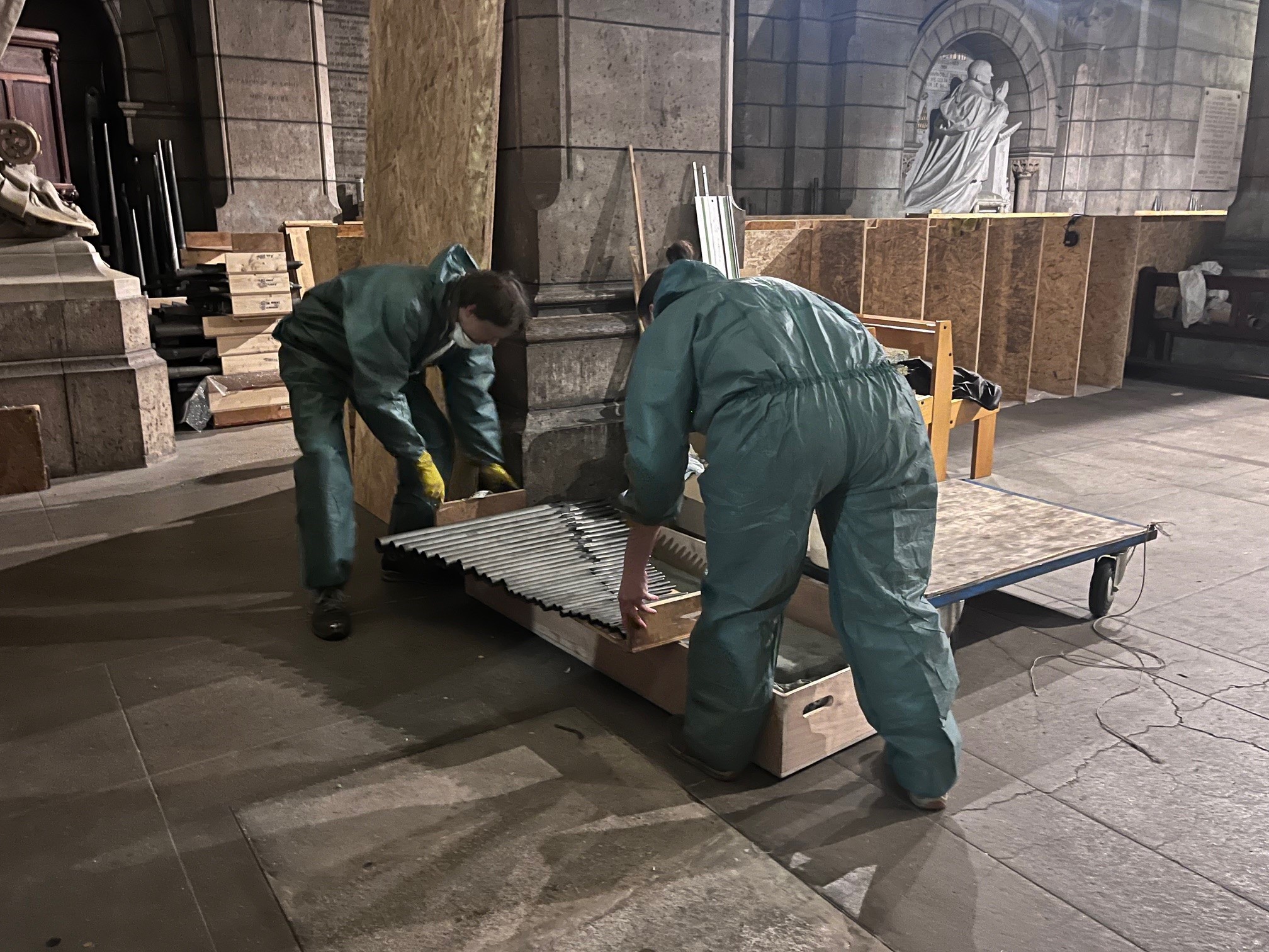 photo avec des tuyaux de l'orgue 