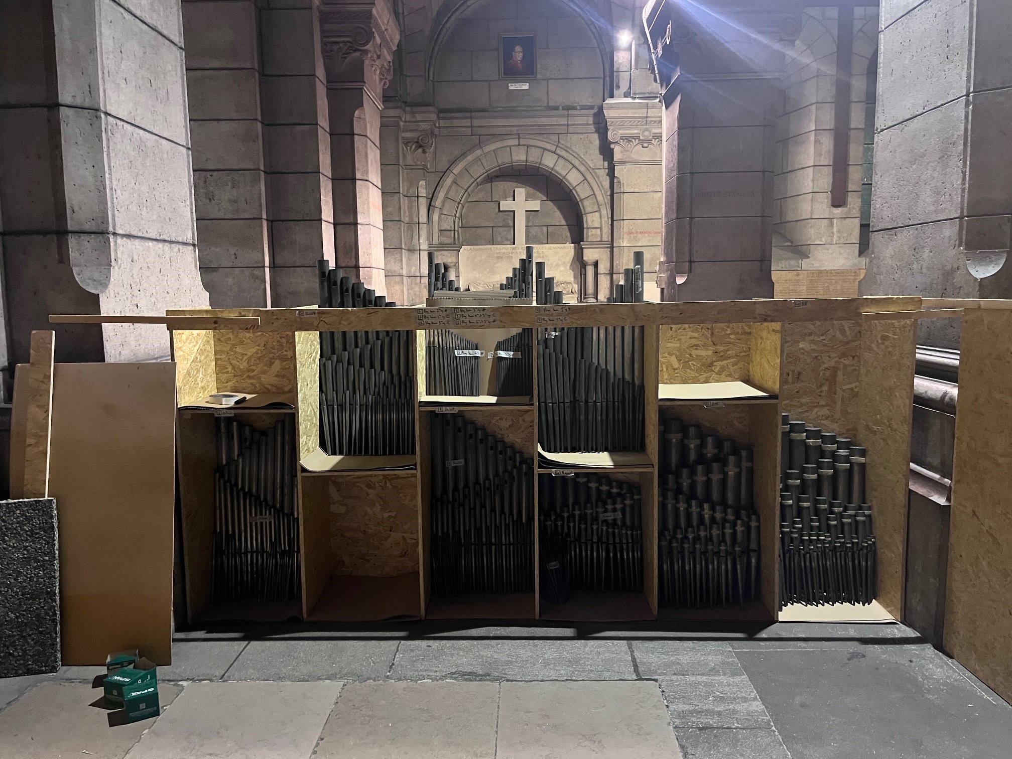 photo de plein de tuyaux classés par taille