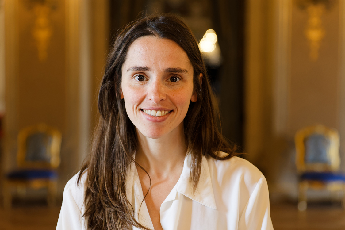 Portrait de Céline lors de la convention citoyenne sur les droits de la Seine.
